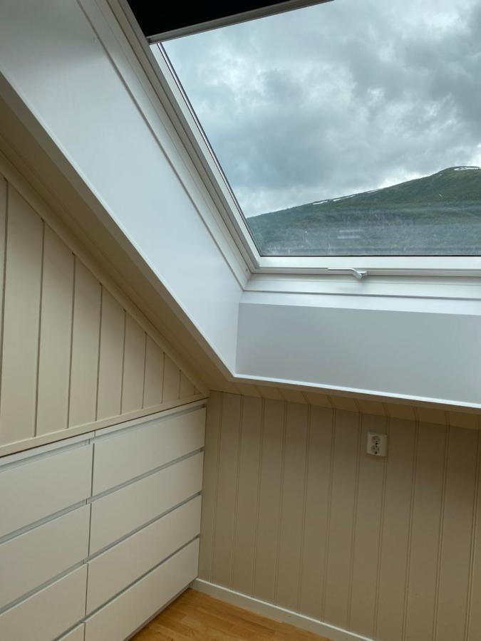Indreli Feriehus ฟลอม ภายนอก รูปภาพ